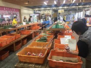 道の駅よかわの野菜売り場